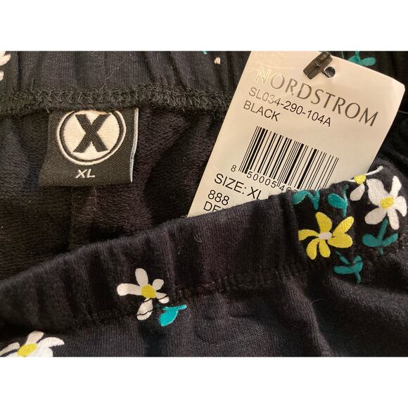 Circle X Girls Elastic Waist Pull On Shorts XL Extra Large Black w/Daisies NWT - Picture 4 of 6